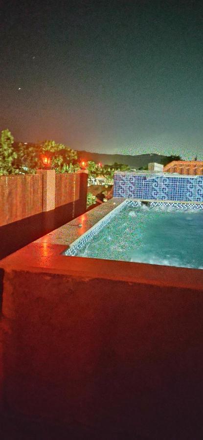 Royal Vybez Vacation Homes Spanish Town Exteriör bild